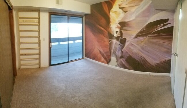 Building Photo - 14469 East 1st Drive, Unit C5