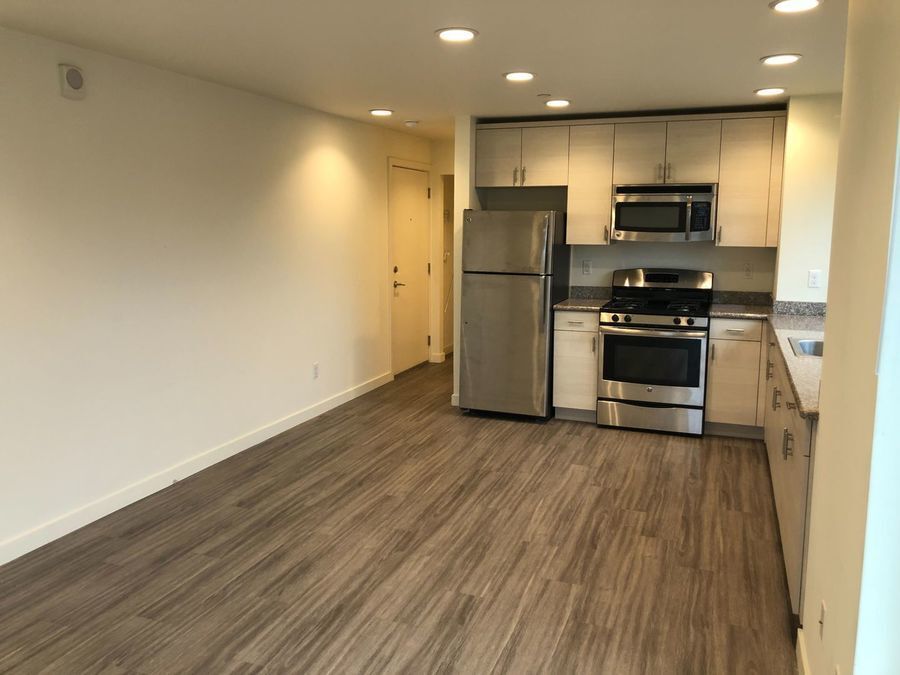 1609 S Weller St Unit 1611 B (MFTE), Seattle, WA 98144 Room for Rent