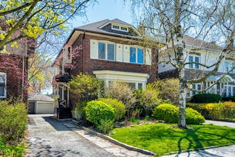 Building Photo - 105 Hillsdale Ave W