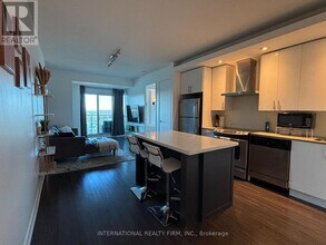 Building Photo - 165 Legion Rd N