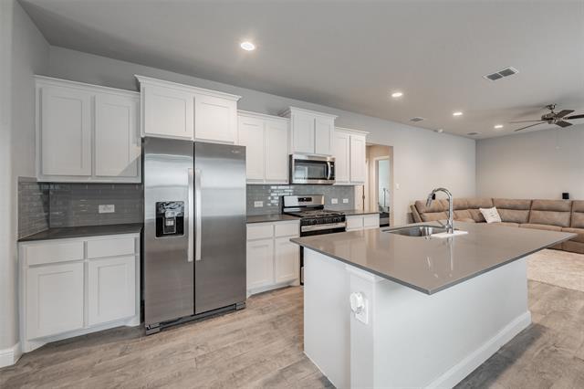 Foto del edificio - 612 Capstone Cir