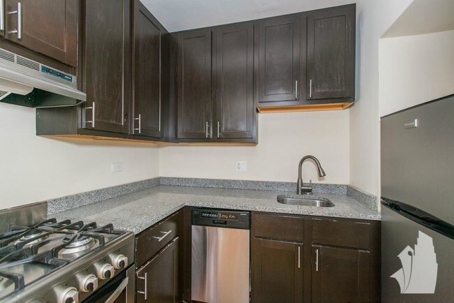 Foto del edificio - 4737 N Hermitage Ave