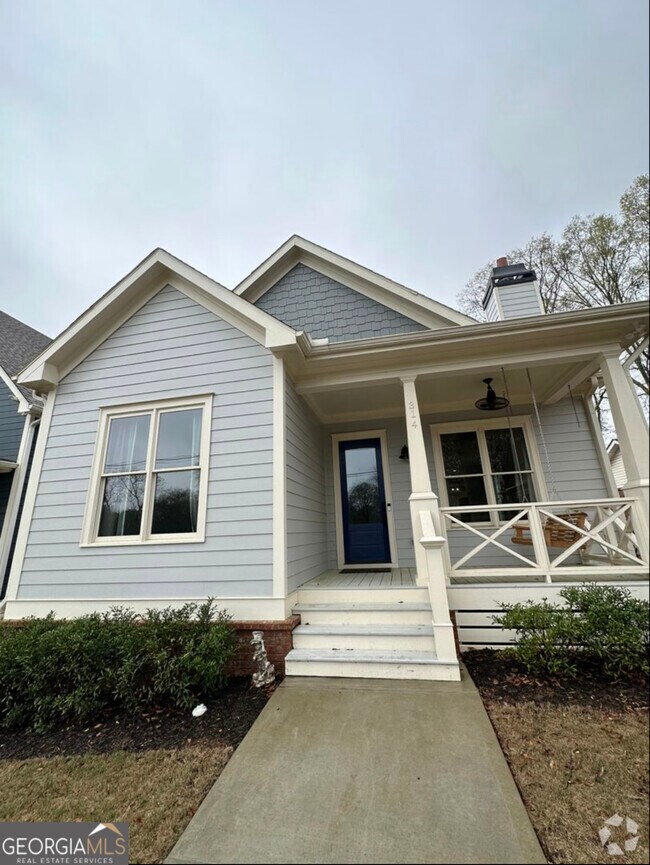 Monroe Cotton Mills Apartments for Rent with a Living Room Monroe, GA