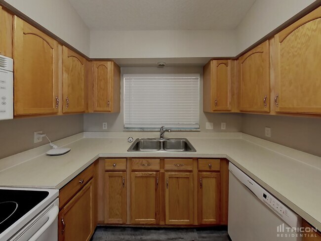 Foto del edificio - 4680 Treasure Cay Rd