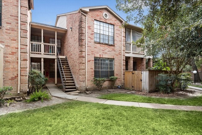 Foto del edificio - 2255 Braeswood Park Dr