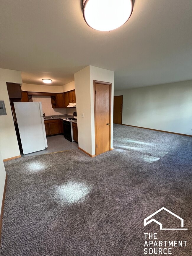 Building Photo - 328 Marengo Ave