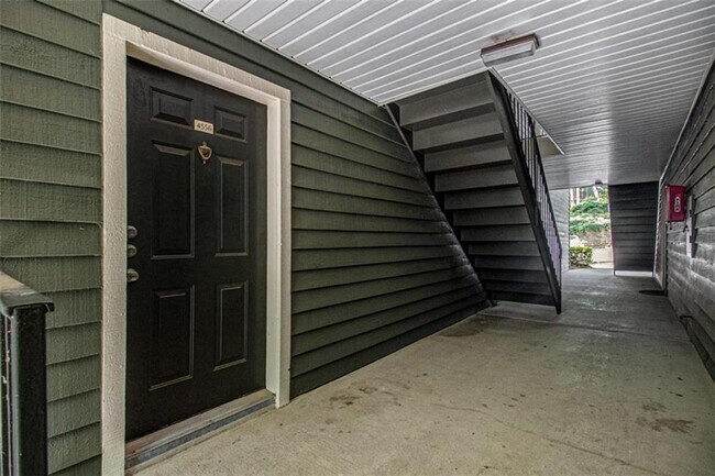 Foto del edificio - 4556 Vinings Central Trace SE