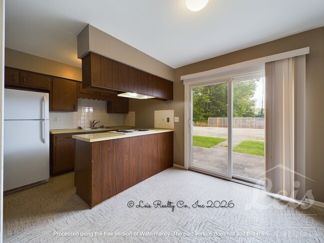 Building Photo - 1359 Chippewa Dr