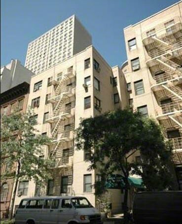 Foto principal - 29 W 65th St