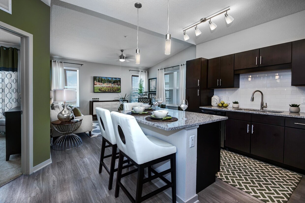 Foto principal - 3605 Pavilion Palms Circle, Unit 2
