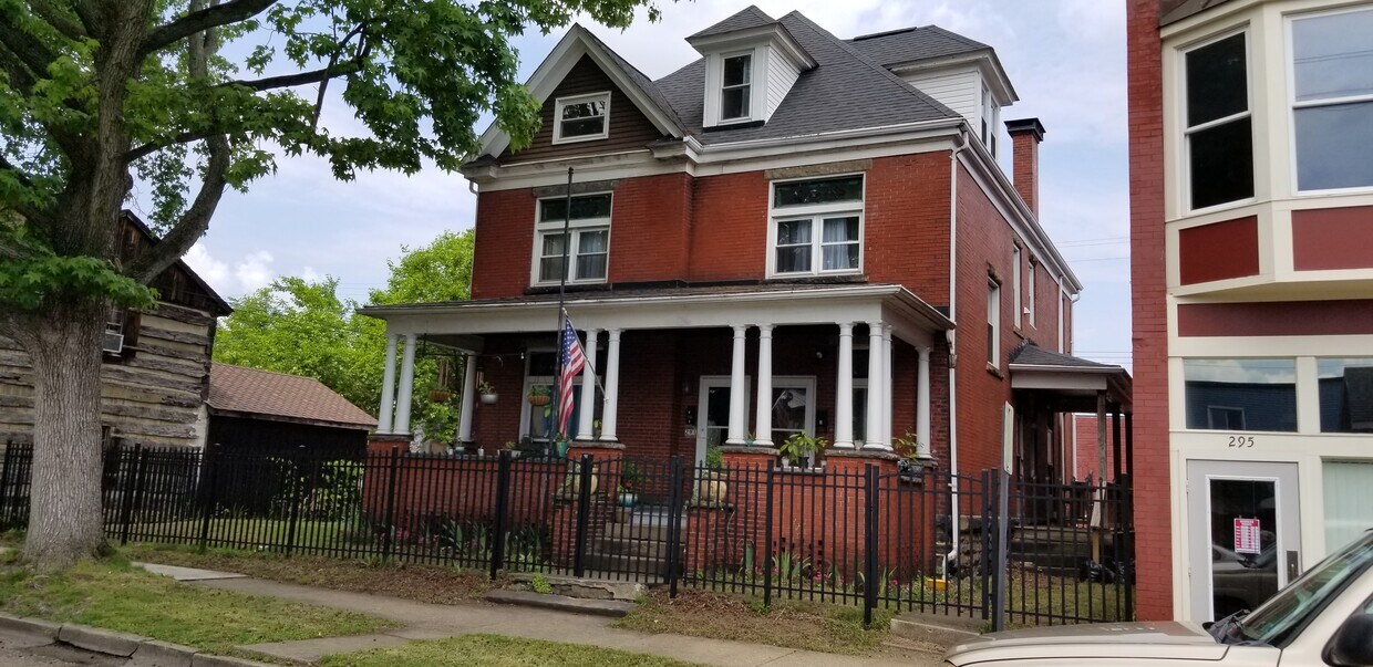 291 13th St Unit 2, Ambridge, PA 15003 291 13th St Ambridge, PA