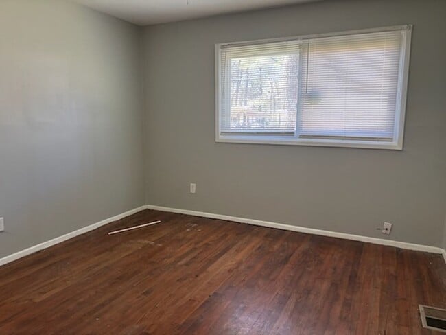 Foto del edificio - 2846 Marydale Dr