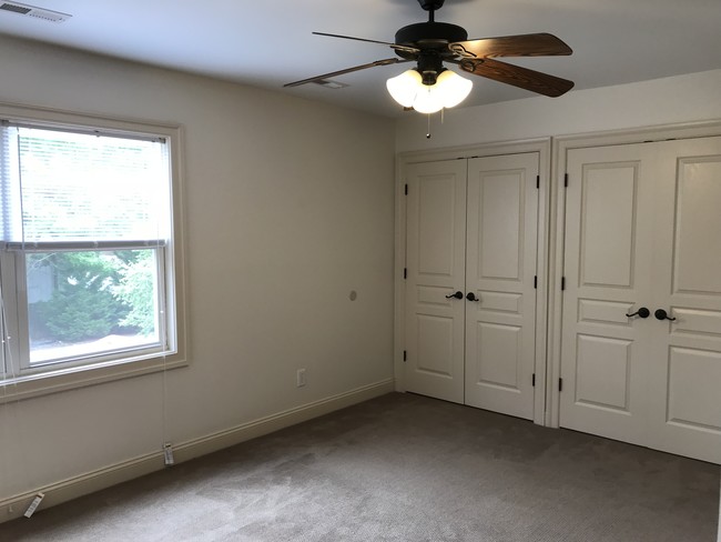 Bedroom 1 - 100 Harbor Bay Dr