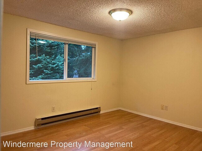 Building Photo - 2 br, 1 bath House - 771 High School Road NW
