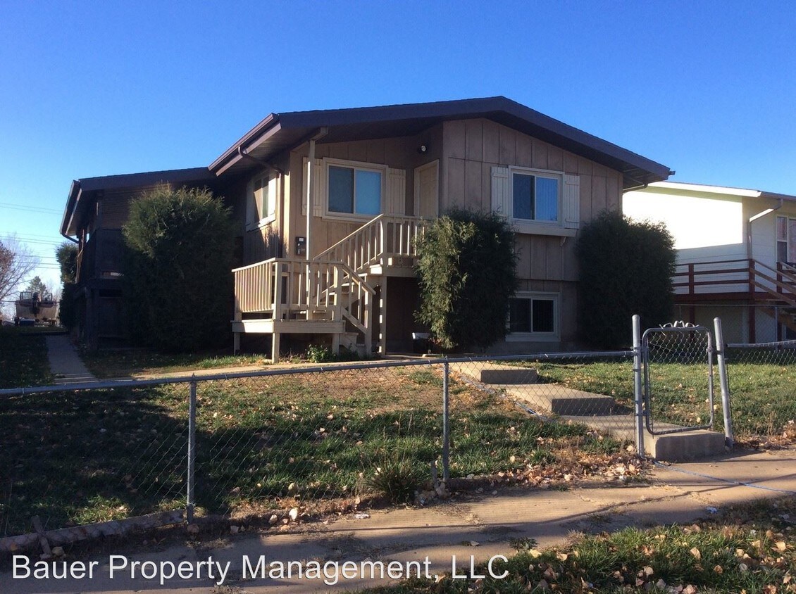 356 1st Ave SW, Dickinson, ND 58601 Apartment for Rent in Dickinson