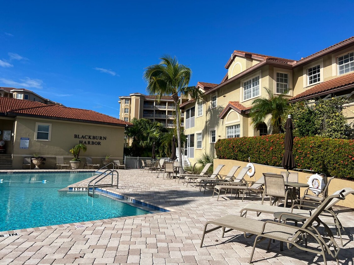 Foto principal - 3BR/2BA Condo in Osprey, FL