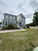 Building Photo - 100 Sandalwood Ln