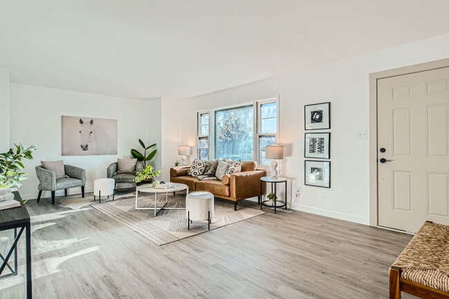 Foto del edificio - 1425 Northview Dr