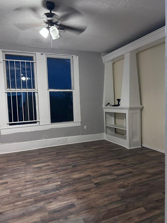 Foto del edificio - 4113 Phlox St