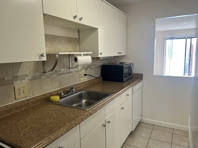 Foto del edificio - 800 Governors Dr