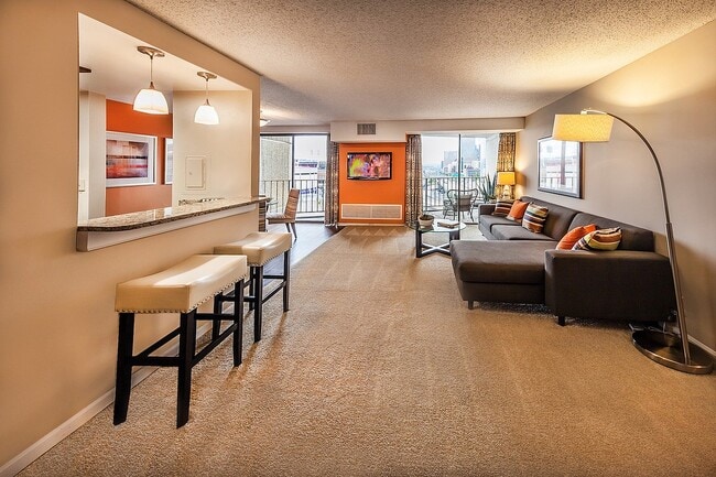 Building Photo - One Lytle Place