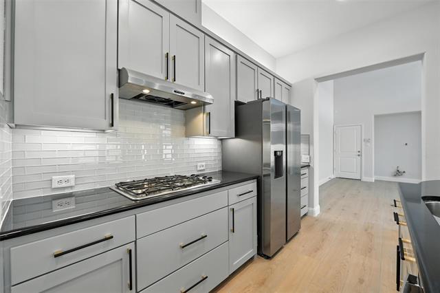 Building Photo - 6748 San Fernando