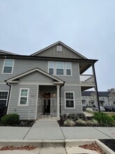Building Photo - 730 Tarvin Cir