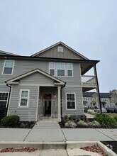 Building Photo - 730 Tarvin Cir