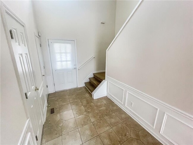 Foto del edificio - 140 Calborne Ct