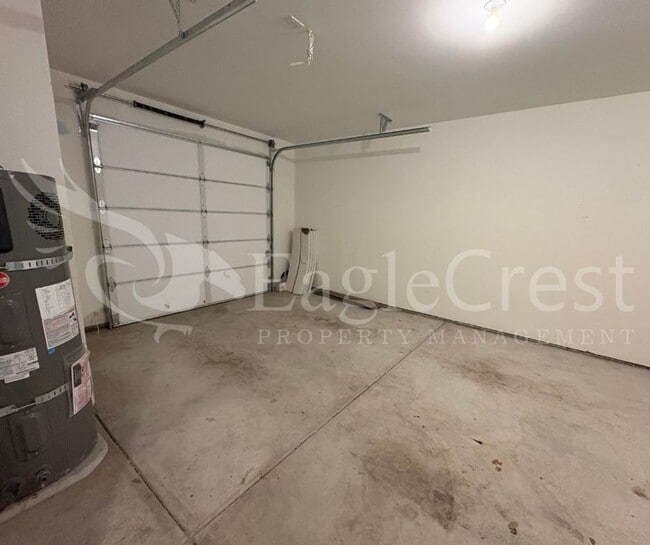 Building Photo - Herbert PL