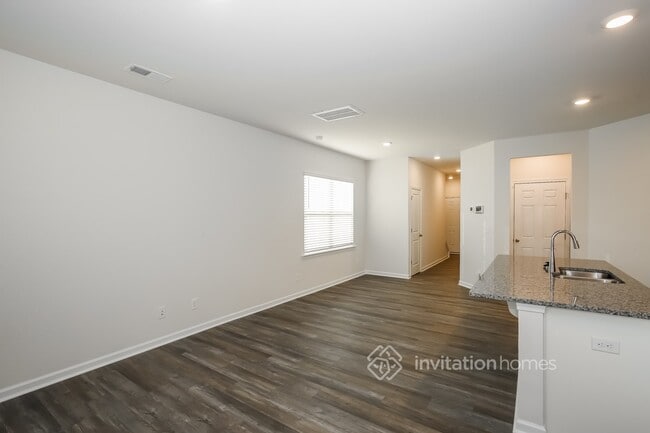 Building Photo - 11622 Brier Vlg Ln