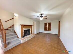 Building Photo - 850 Riviera Dr