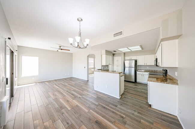 Building Photo - 3534 W Chama Dr