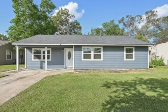 Building Photo - 1109 San Felipe St