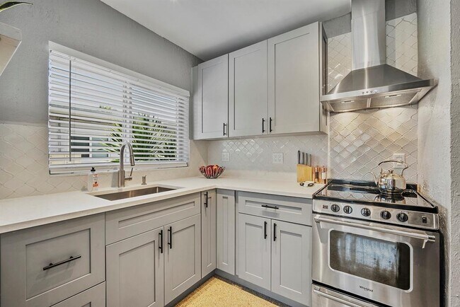 Foto del edificio - 1215 NE 17th Ave