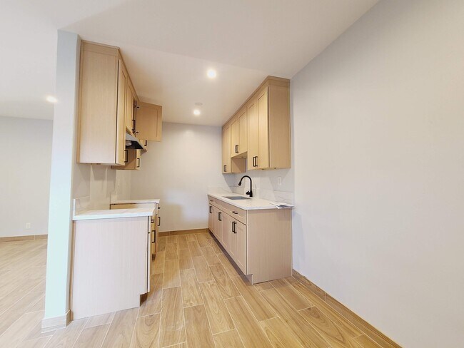 Foto del edificio - 14547 Saticoy St