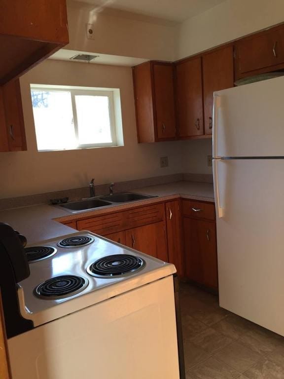 Building Photo - 711 16th St NW #1