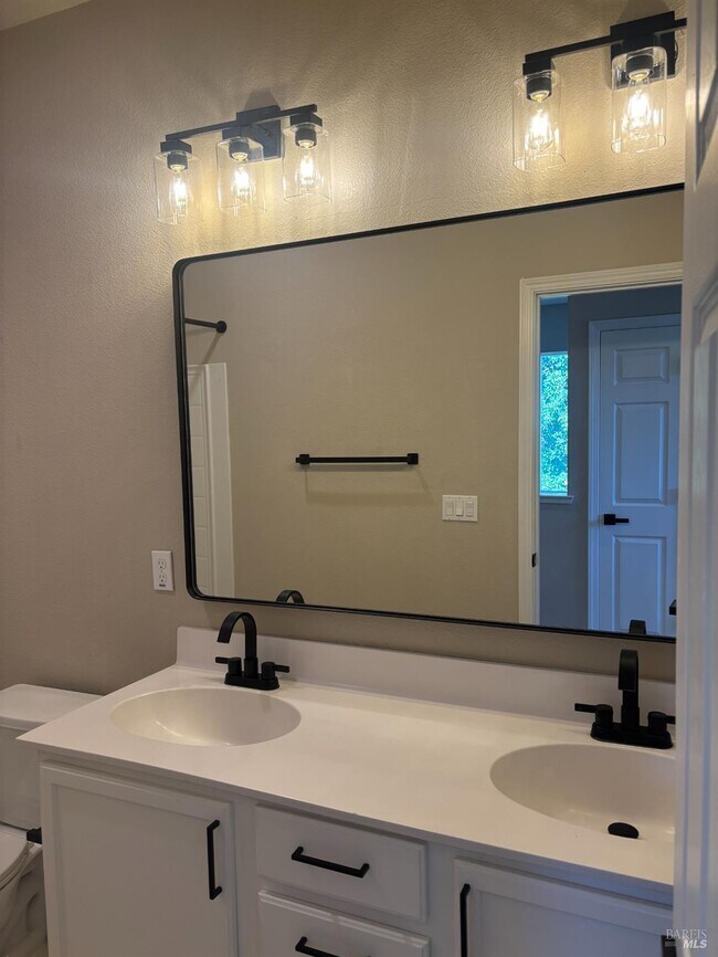 Foto del edificio - 5114 Kolton Pl