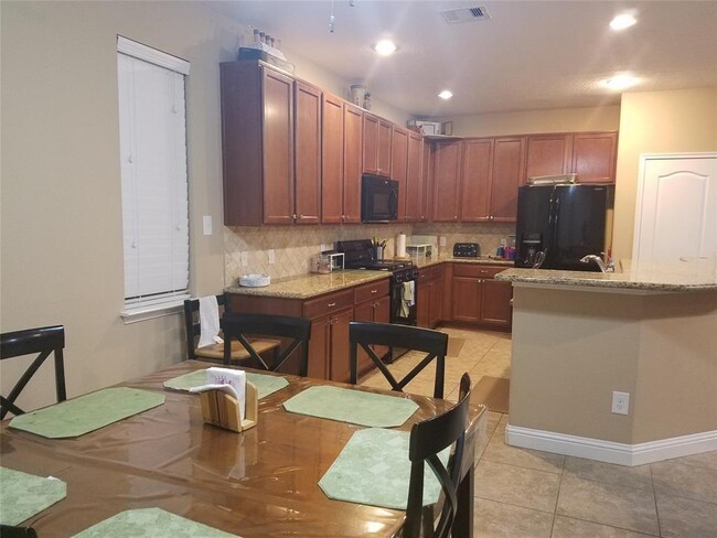 Building Photo - 522 Remington Green Ct