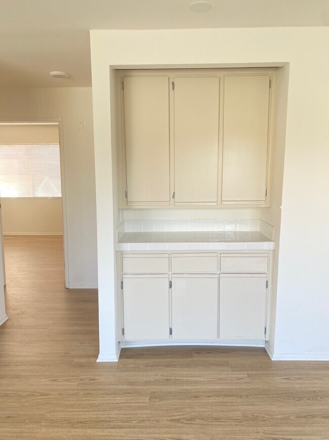 Extra storage in the dining area. - 564 N Ardmore Ave