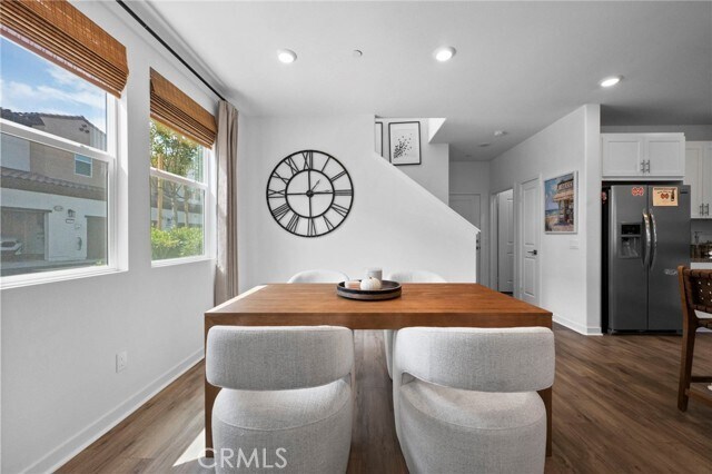 Building Photo - 3959 Lavine Wy