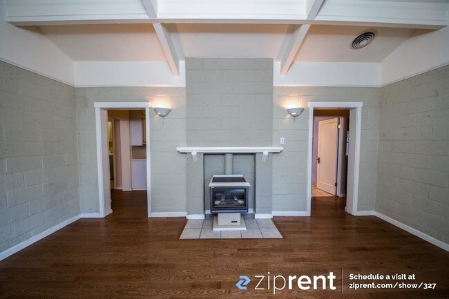 Building Photo - 127 Stonecrest Dr