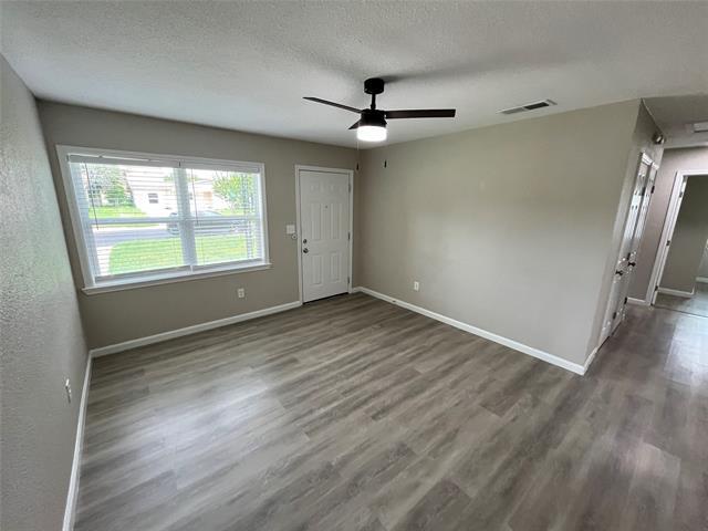 Building Photo - 1220 Chapman Dr