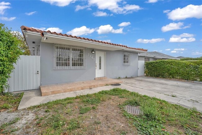 Building Photo - 7145 SW 13th St
