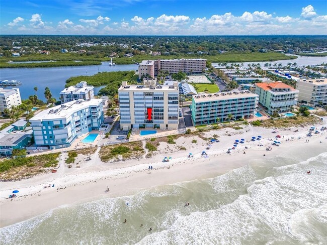 Foto del edificio - 19450 Gulf Blvd