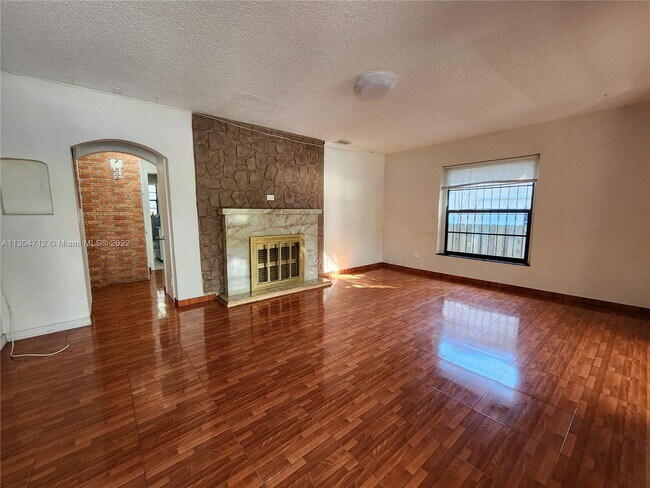 Foto del edificio - 8295 NE 3rd Ave  1 Miami Fl 33138