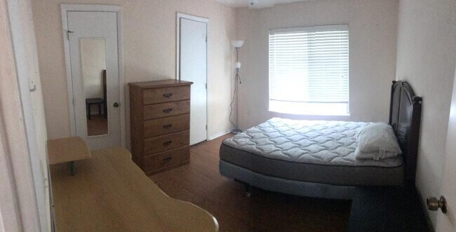 Foto del edificio - 4000 SW 23rd St