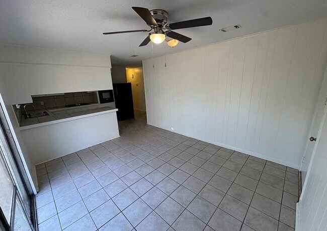 Foto del edificio - 2096 Chapel Creek Rd