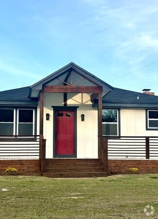 15 Lee Road 386