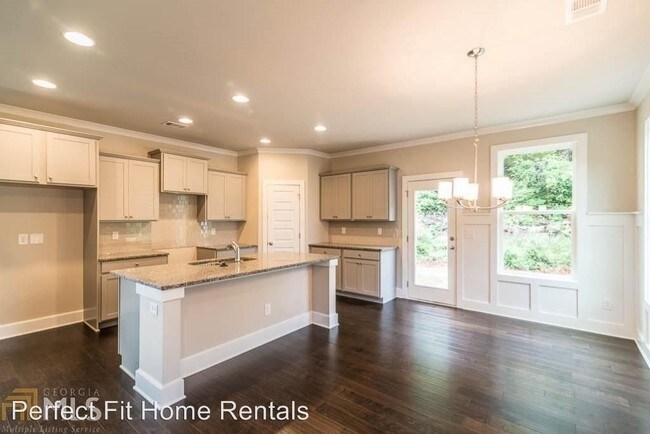 Building Photo - 3 br, 2.5 bath House - 2111 Birkdale Ter